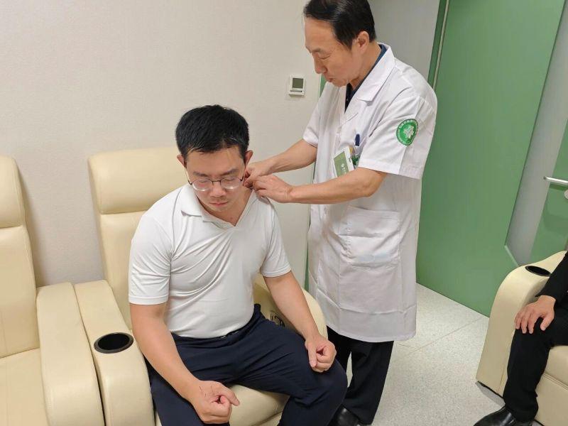 泰国与尼泊尔考察团到访直乐医院