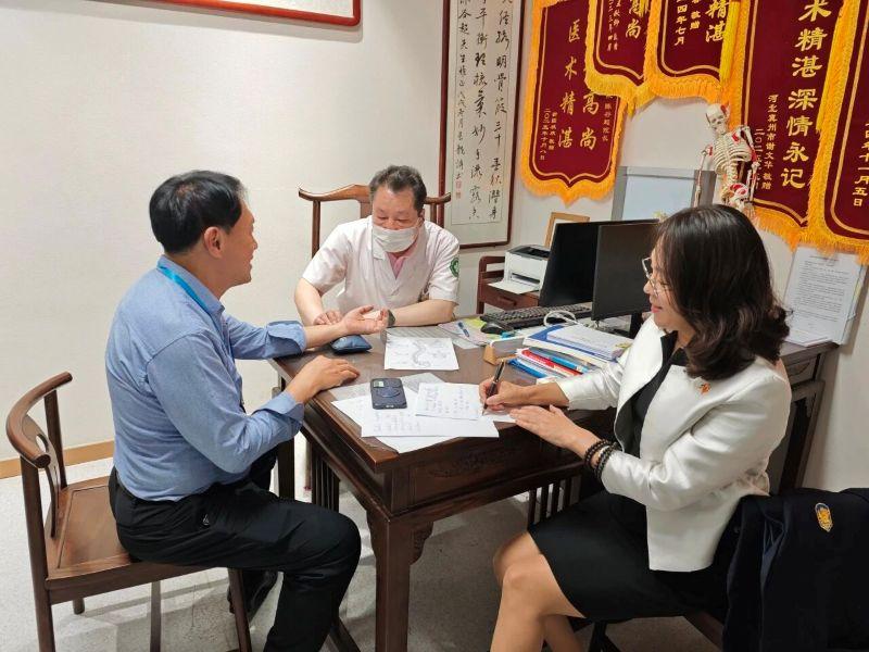 泰国与尼泊尔考察团到访直乐医院