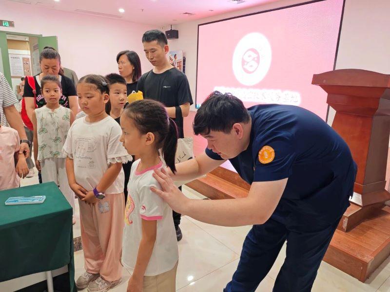 挺脊梁,正少年|中医药研学走进直乐医院
